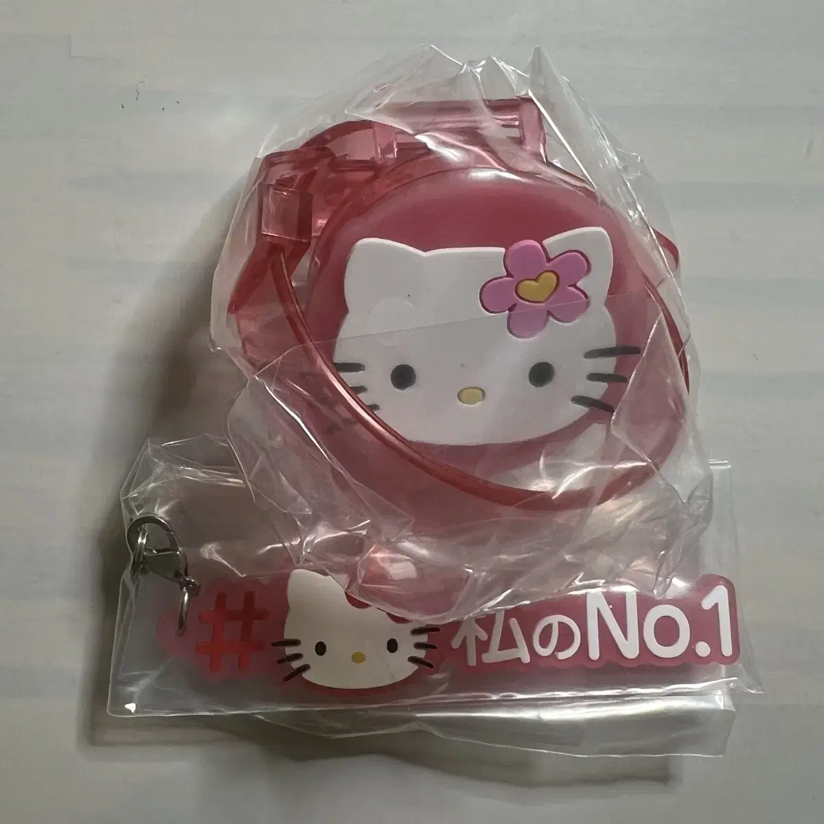 Sanrio Hello Kitty hashtag keyring Light Press Wrist