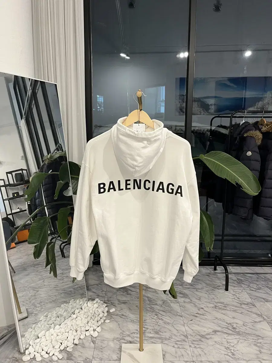 [Used] Balenciaga Back Logo Hoodie XS