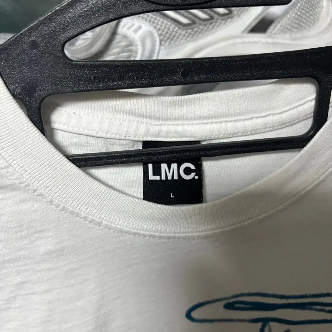 [L] LMC 롱슬리브 화이트