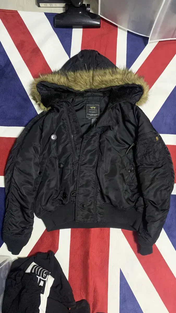 Alpinestore N-2B Parka L sells. N2B