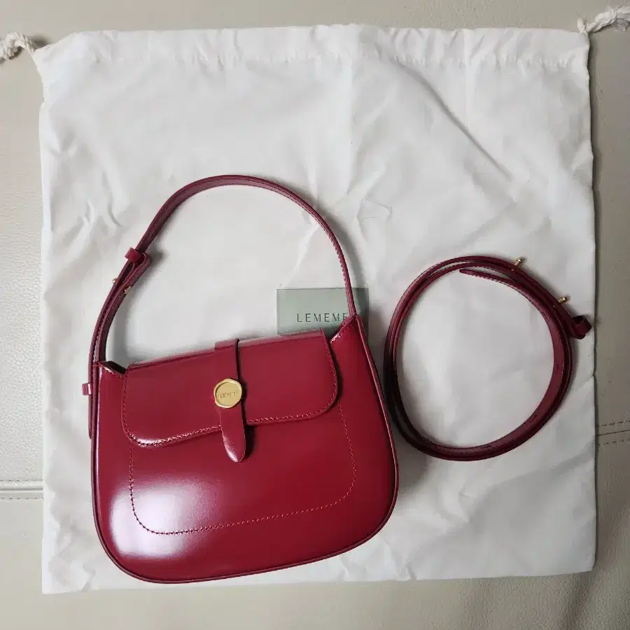 (새상품) 르메메 Sac Petit Nouvelle red