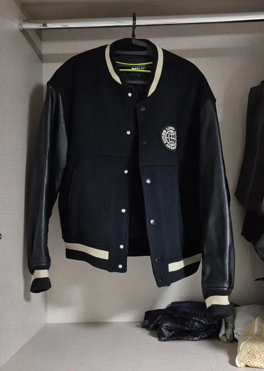 LMC Varsity Jacket M