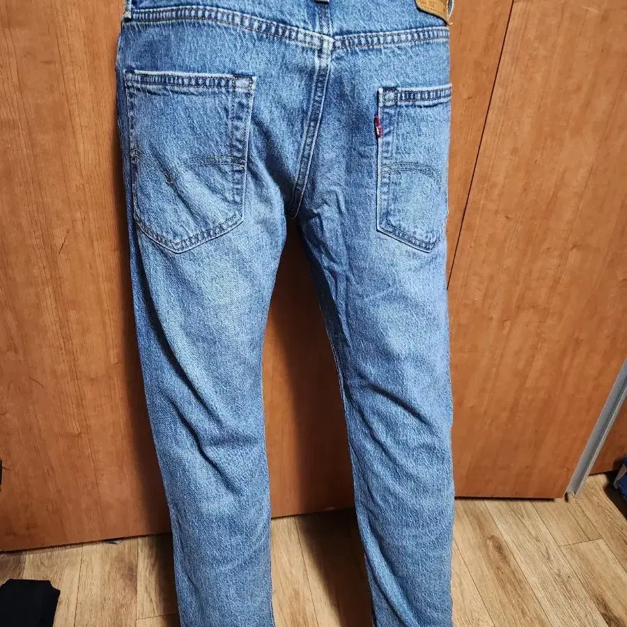 LEVIS502리바이스502스판청바지32입니다