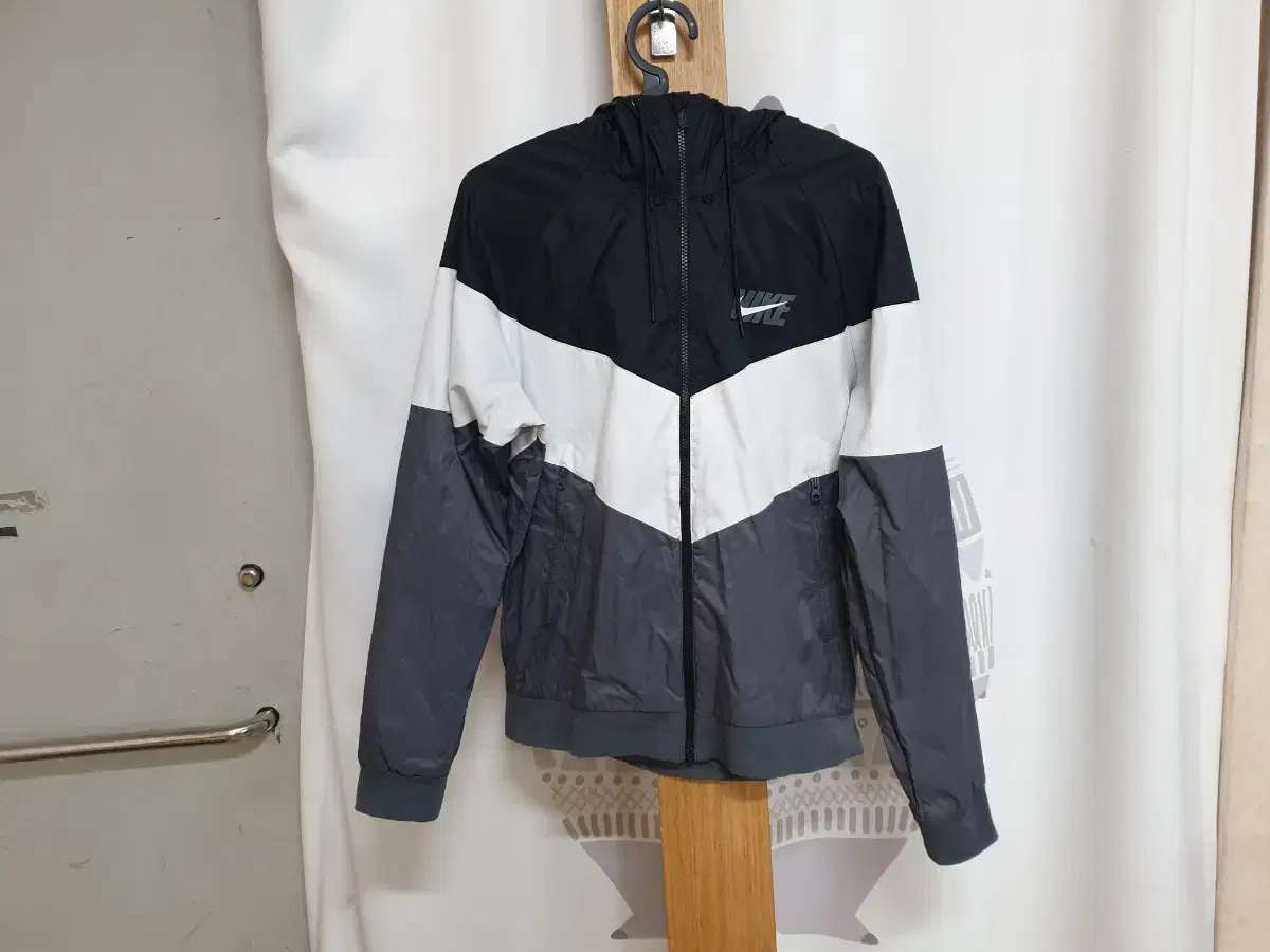 Nike Windbreaker 90-95 slim