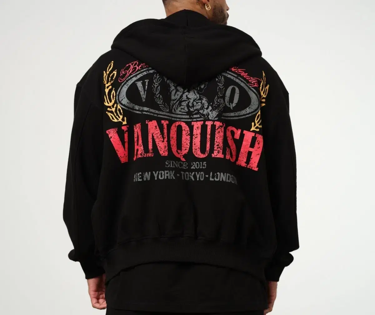 VANQUISH ZIP UP HOODIE