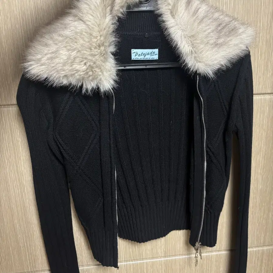 페일제이드) collar fuzzy knit zip-up 카라 퍼지 집업