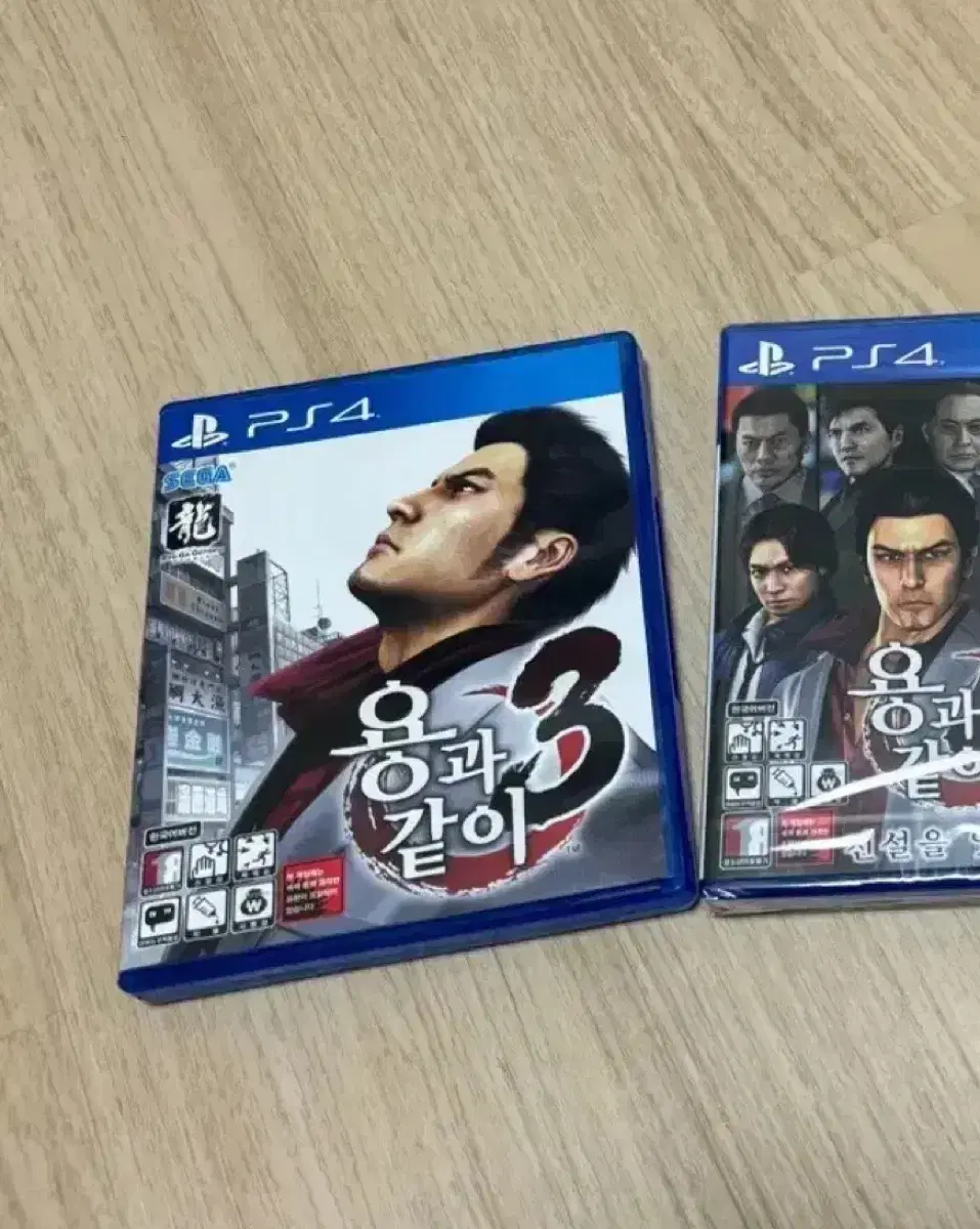 ps4 용과같이3,4,5 팝니다