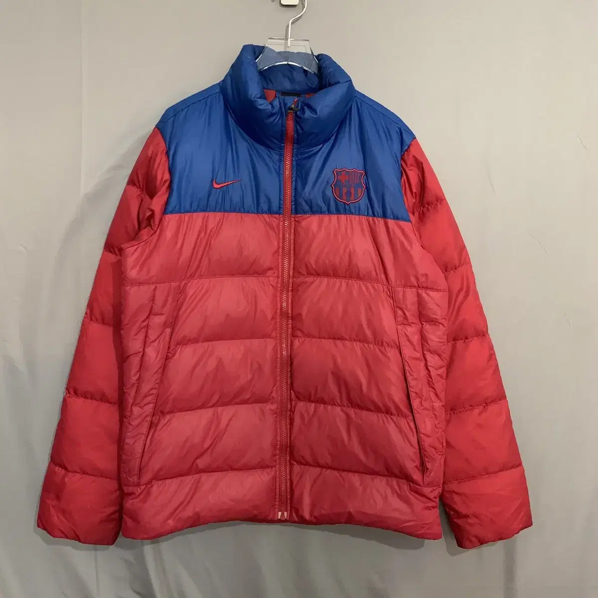 95 M Nike FC Barcelona Puffer Duck Down Duck Padded Jumper