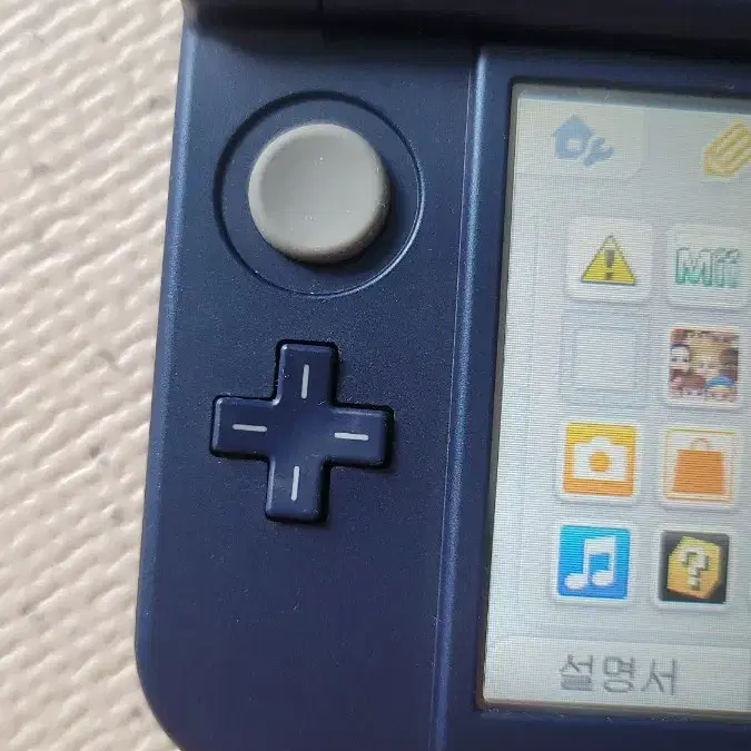 닌텐도 NEW3DS XL 희귀상단IPS 뉴큰 뉴3DSXL