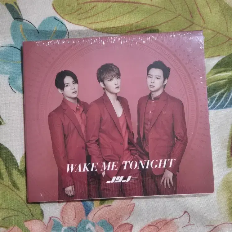 JYJ wake me tonight 미개봉 음반