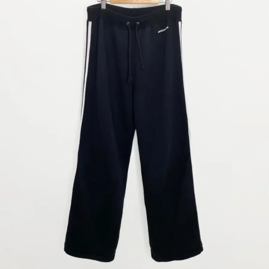 DKNY training pants