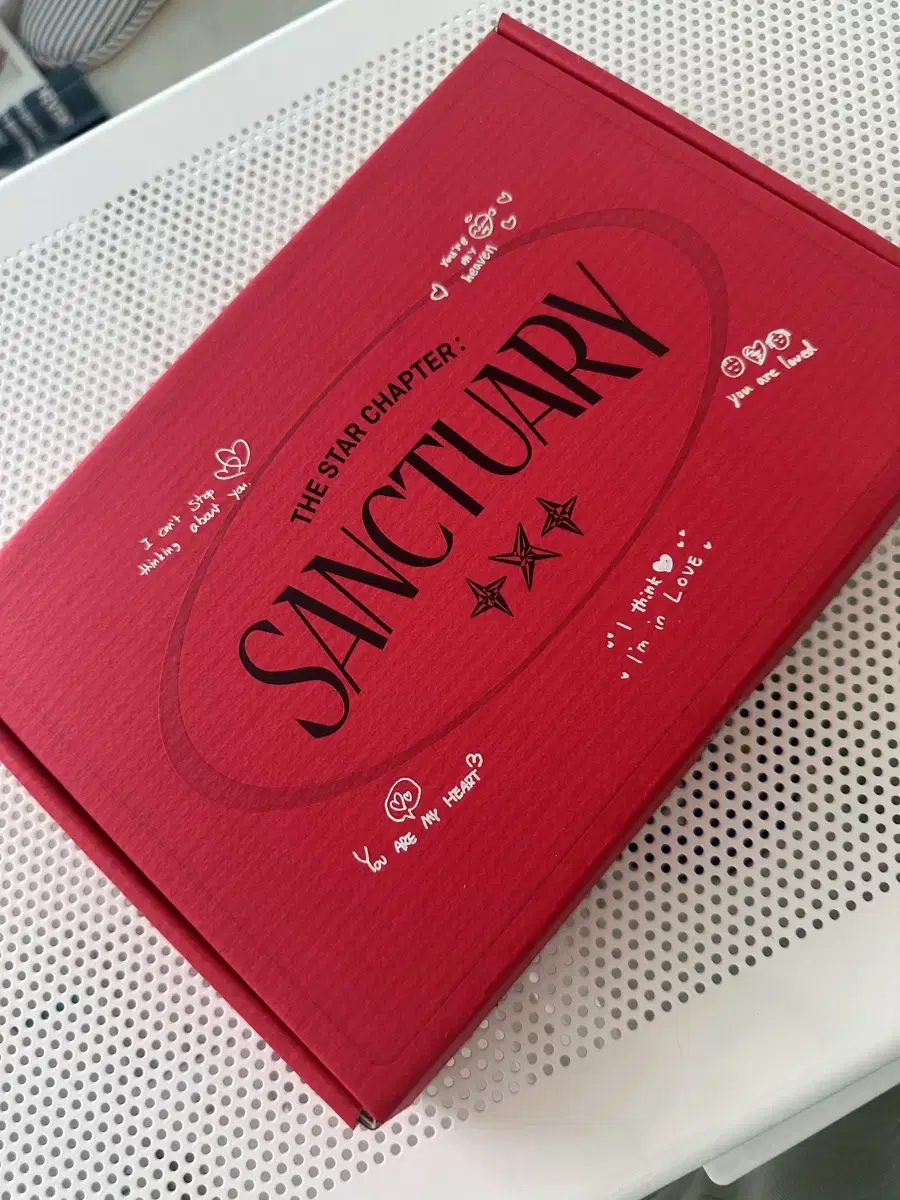 Sells unsealed TXT Sanctuary Rubber album