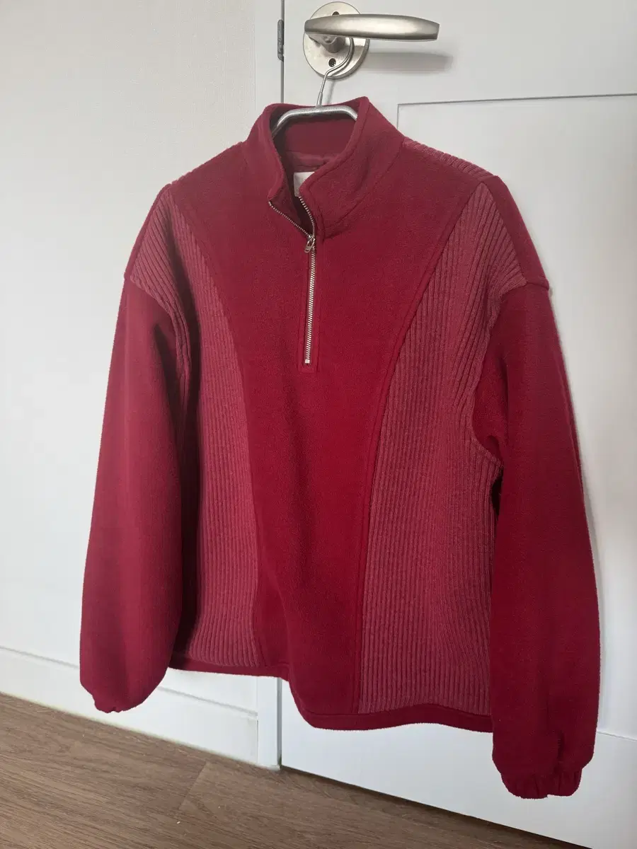 [Quick sale] HGBB STUDIO Tundra Half Zip Up Red S