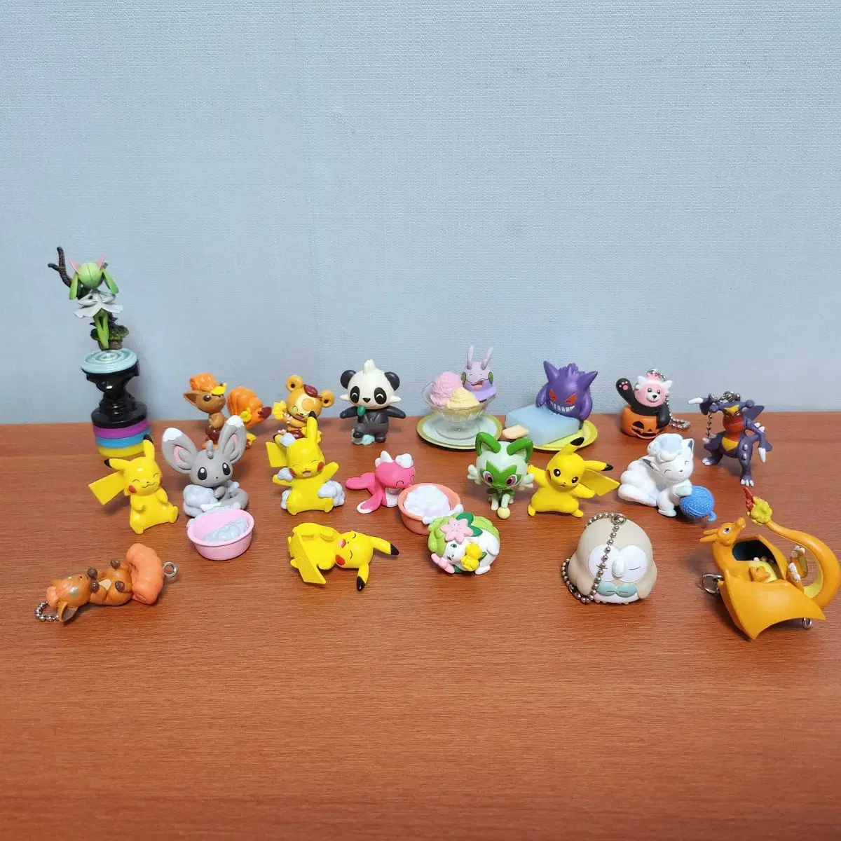 Pokemon Gacha Sariyon Mew Lizard Lizamon Shayme Mew Mew Phantom Naoha Figure