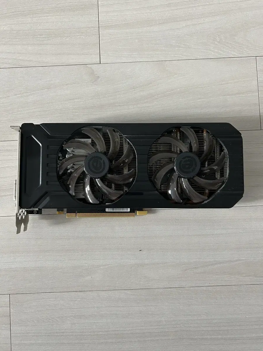 이엠텍 gtx1060 3g 팝니다.