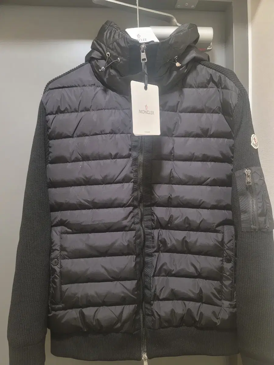 Moncler All Knit Hooded Jacket Padded