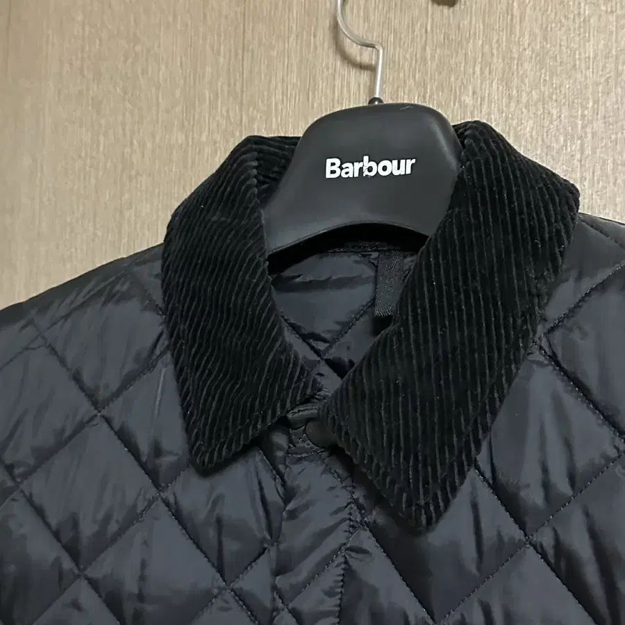 Barbour 바버 퀼팅 재킷