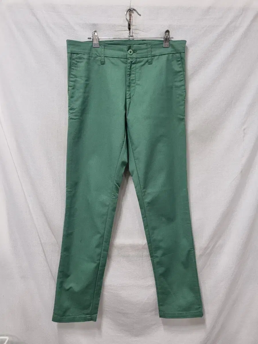 Calhart Pants 32