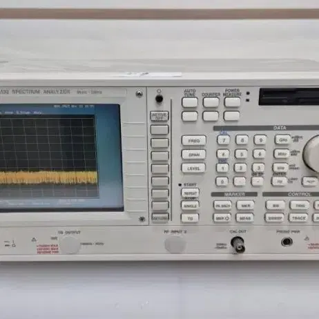 ADVANTEST R3132 Spectrum Analyzer(부품용)