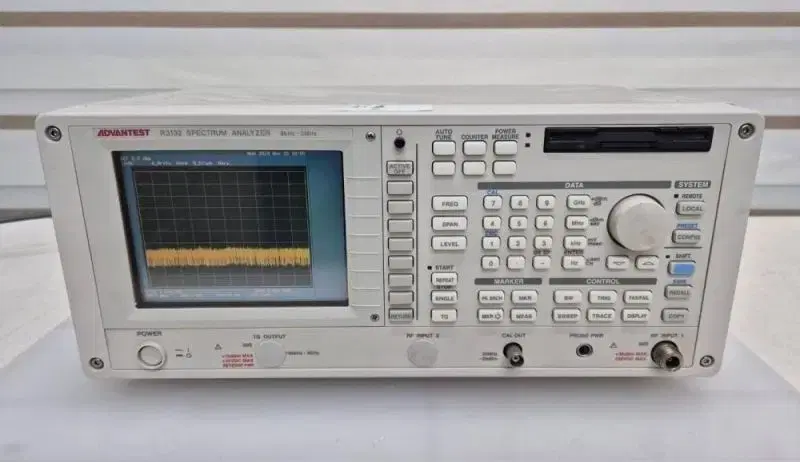 ADVANTEST R3132 Spectrum Analyzer(부품용)