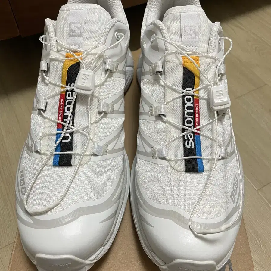 살로몬XT-6 AVD white