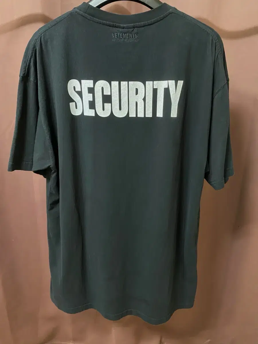 [L] Vetements Security Short Sleeve T-Shirt