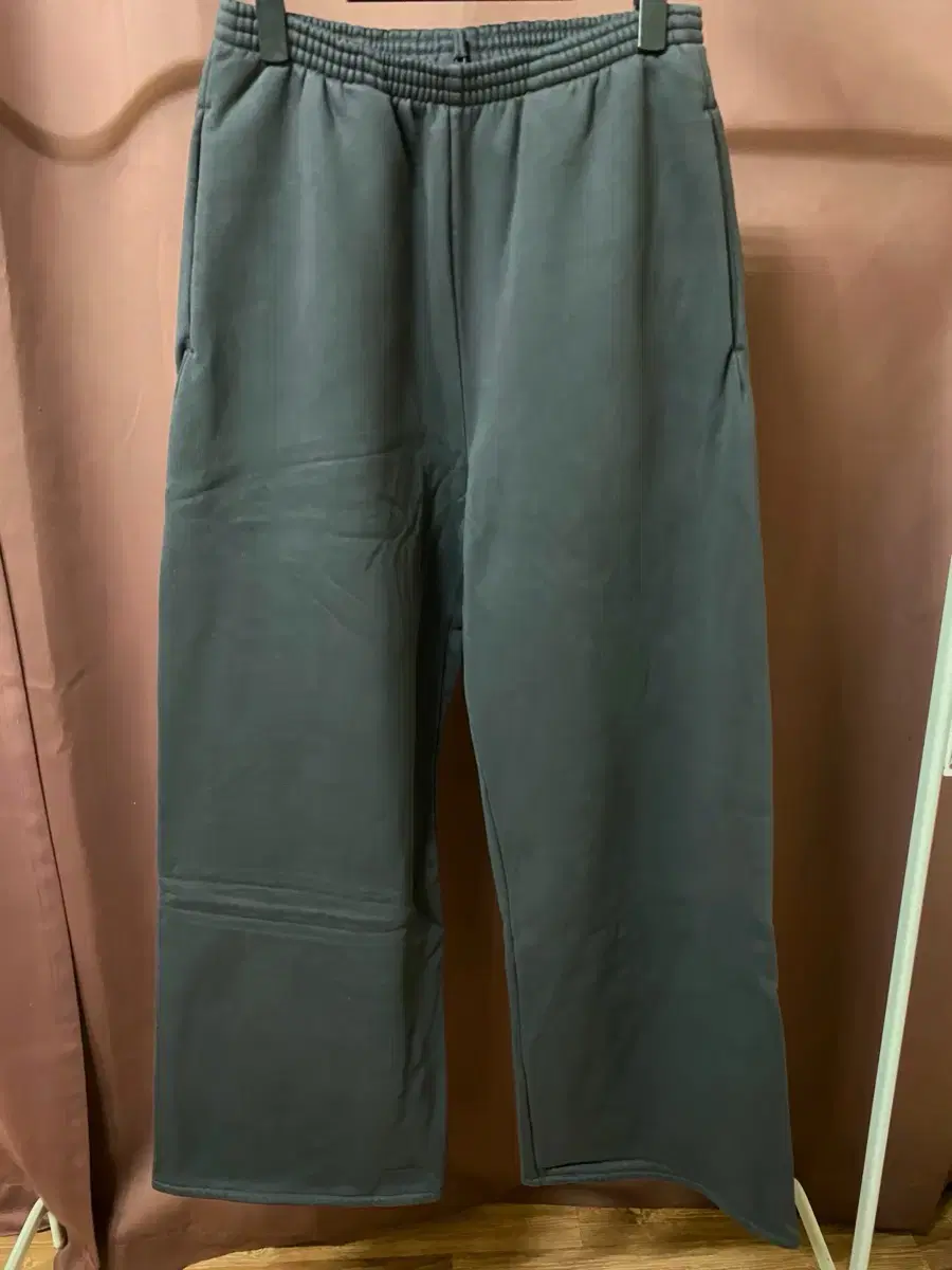 [M] EGG Gap Balenciaga Fleece Sweatpants