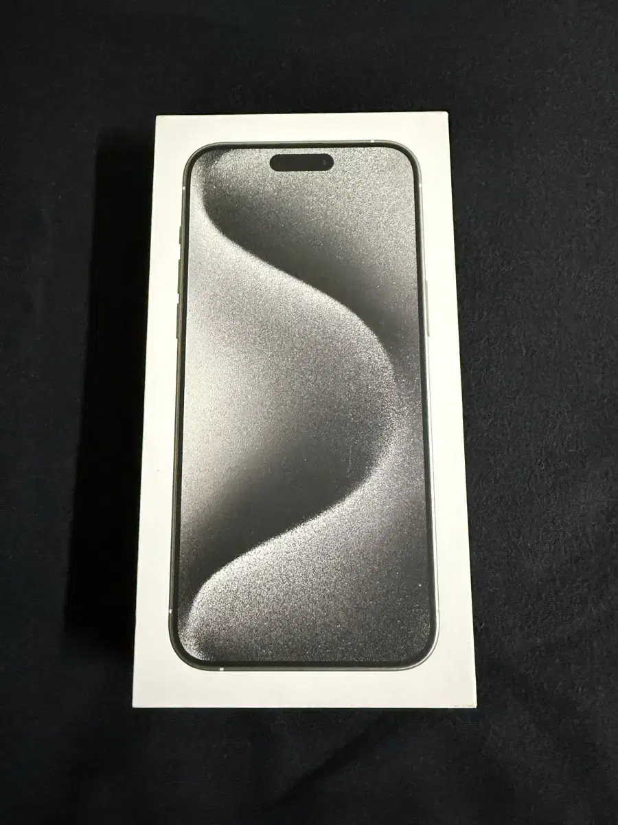 iPhone 15 Pro Max White Titanium 1TB 택포