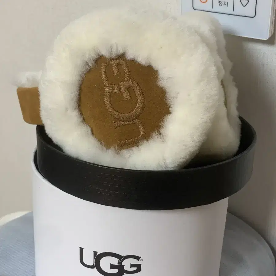 ugg 미국 어그 귀마개 이어머프 체스트넛 (새상품)