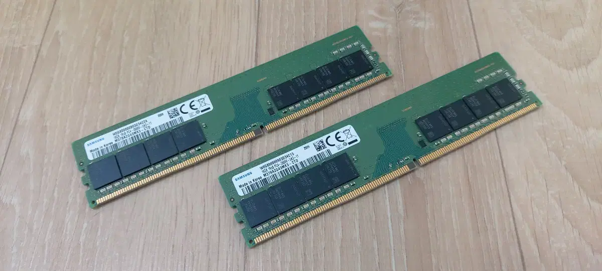 삼성 DDR4 2666 16GB 두개