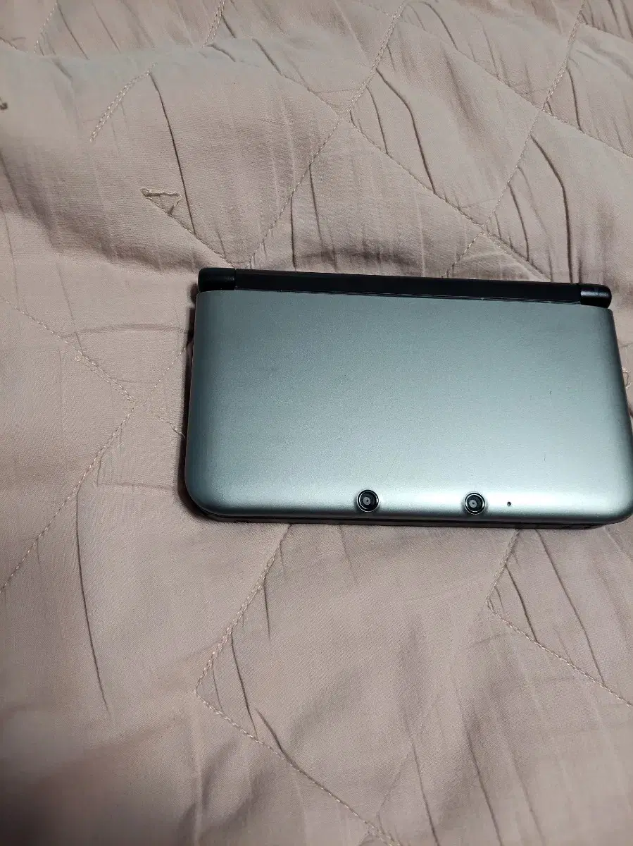 닌텐도 3ds xl 실버 포켓몬 뱅크 외 게임3개