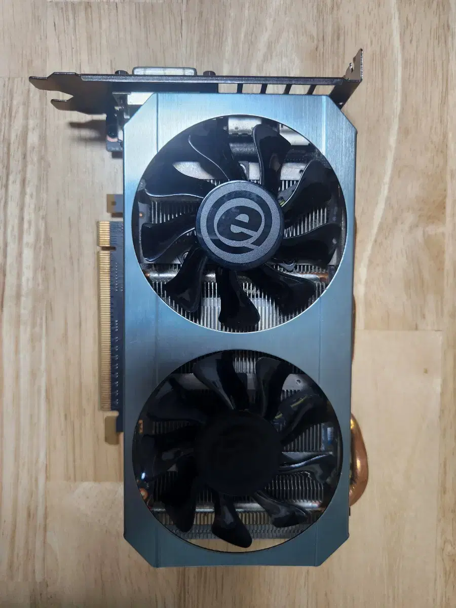 이엠택 GTX960 그래픽카드 판매