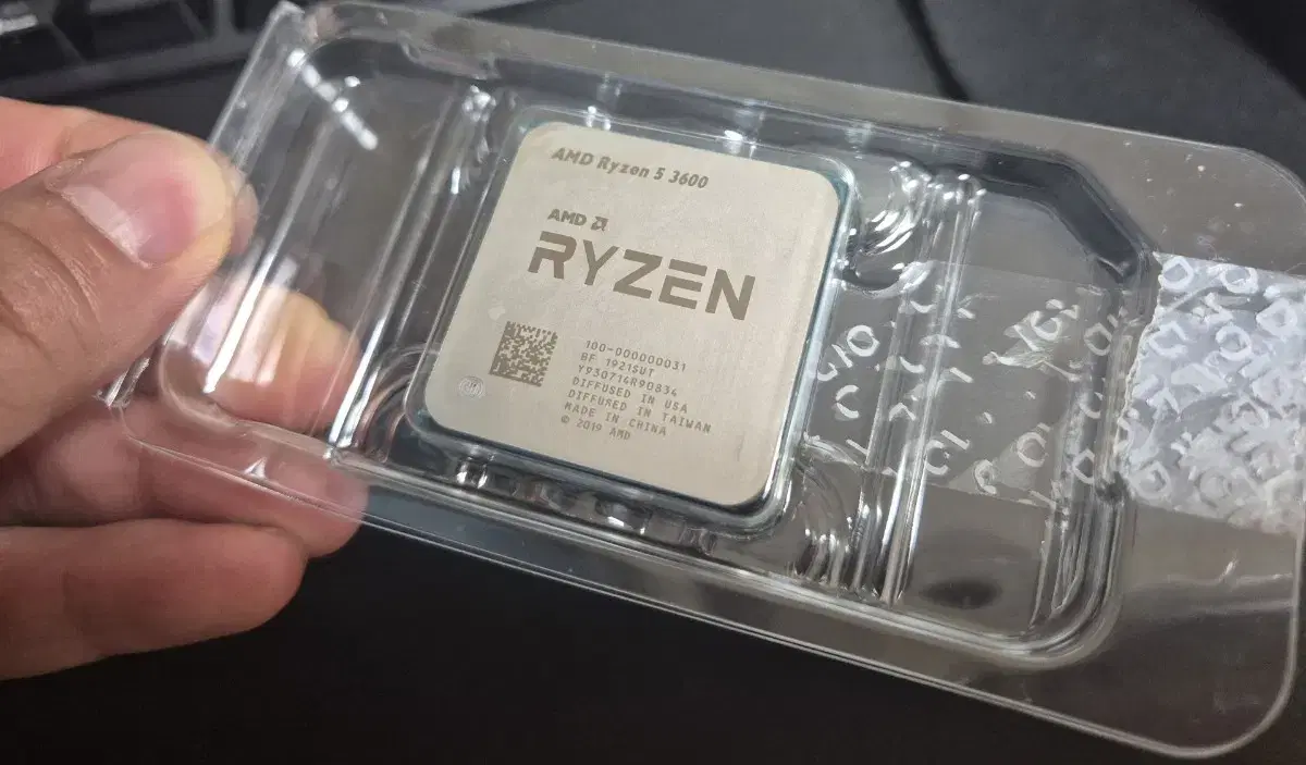 AMD 라이젠 5 3600 CPU (사은품 써멀 컴파운드)