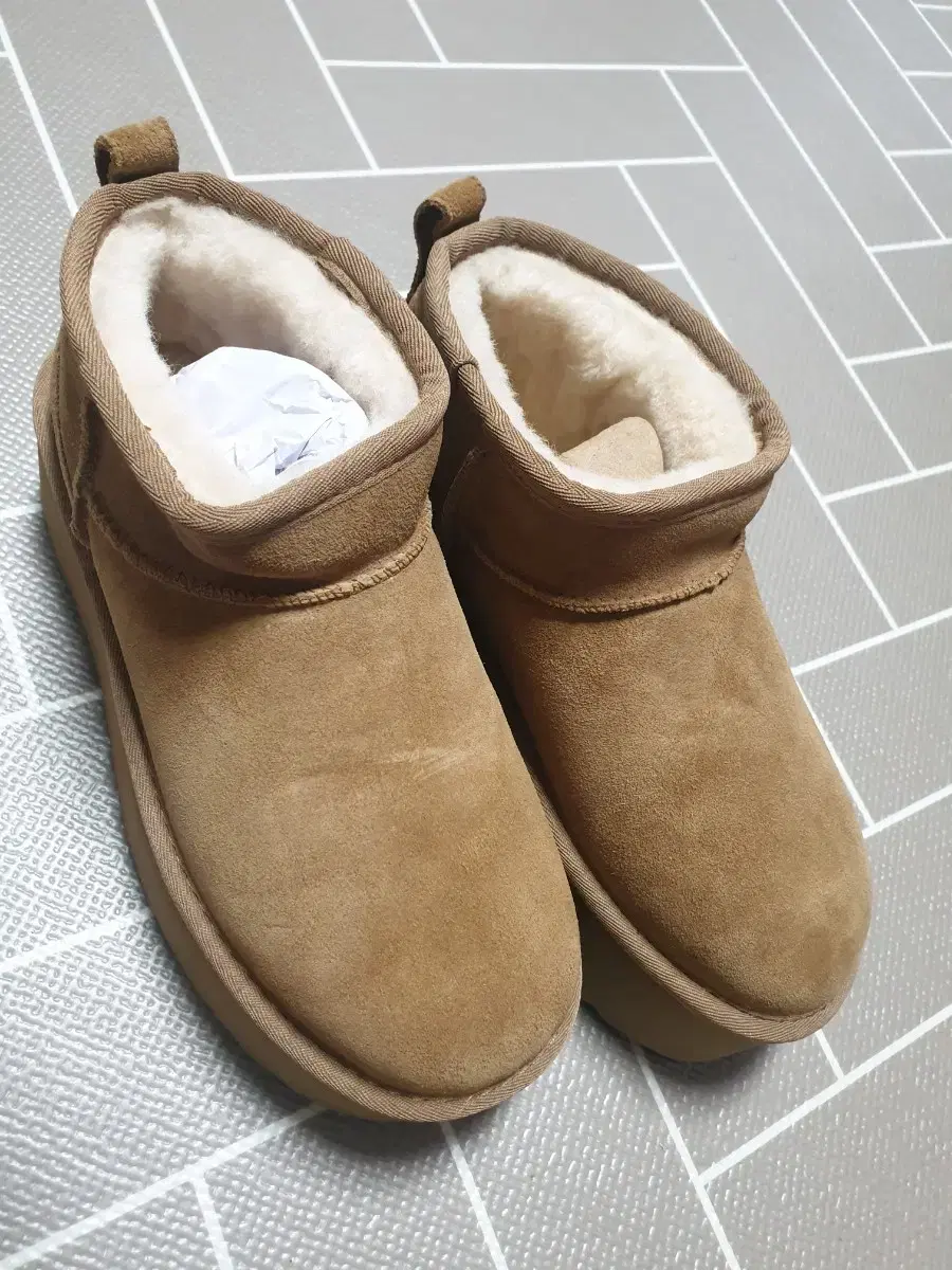 어그부츠 UGG 240사이즈 미사용