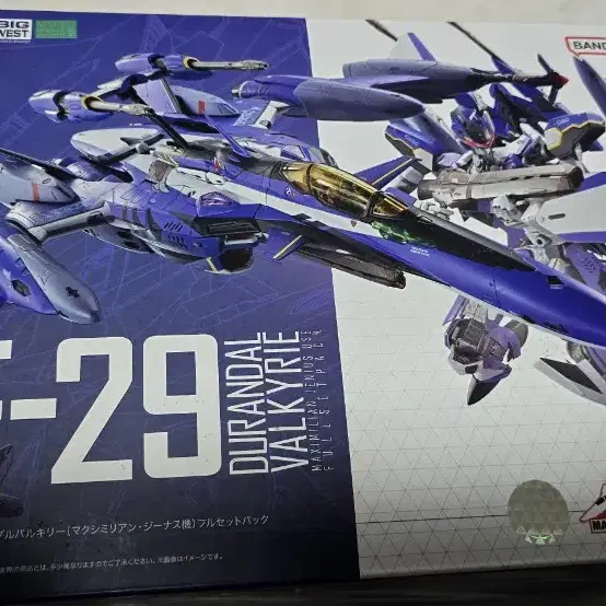 DX 초합금 슈퍼 VF-25F + 토네이도/듀란달 맥스기