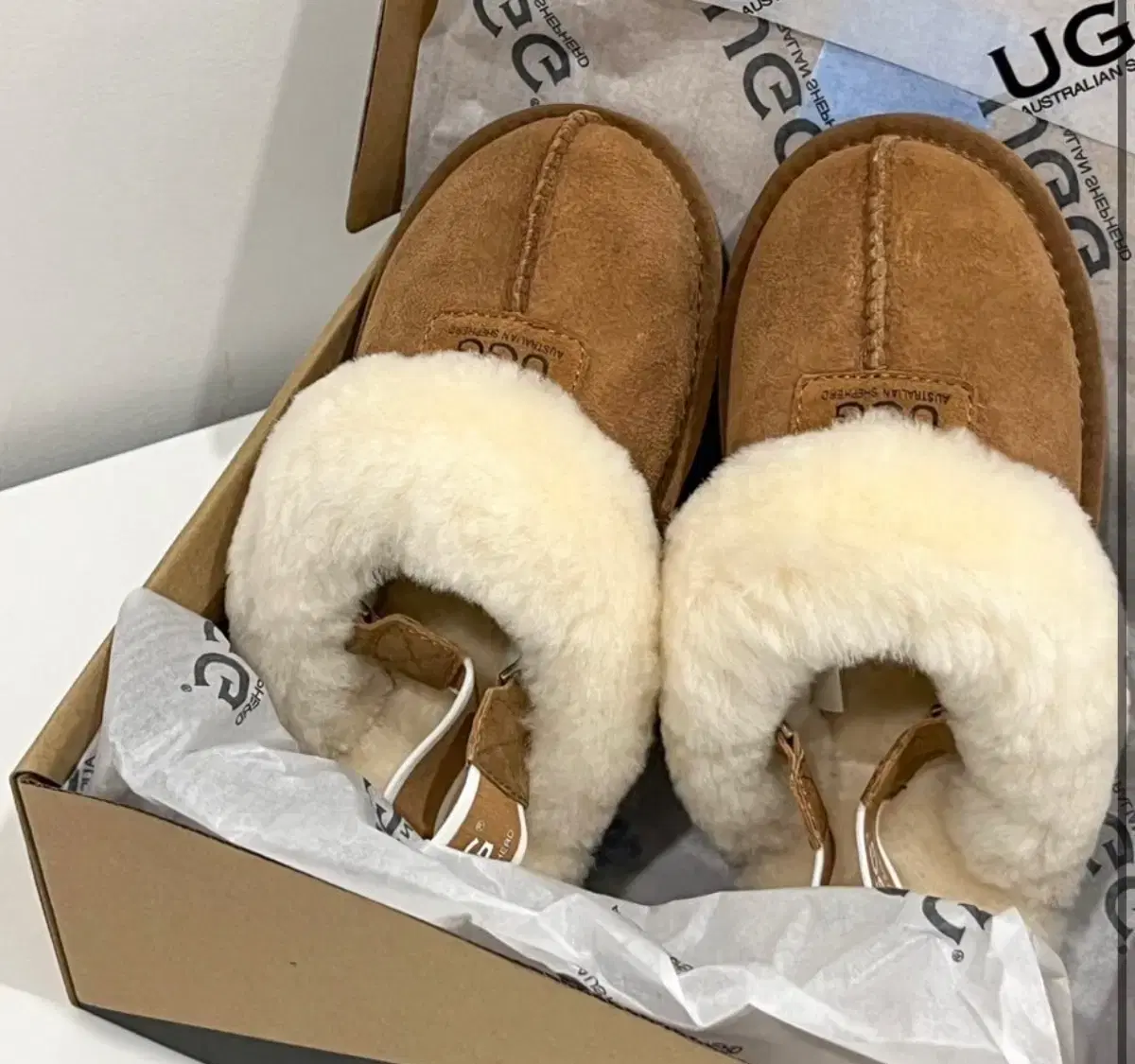 UGG 정품 수지 3way 탈부착 슬리퍼 ll 체스넛색상