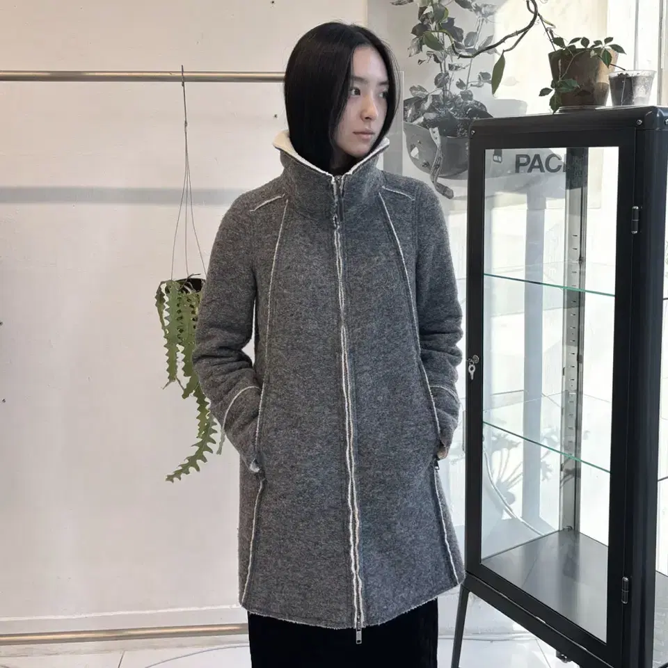 DIESEL line shearling coat  디젤 라인 무스탕 코트