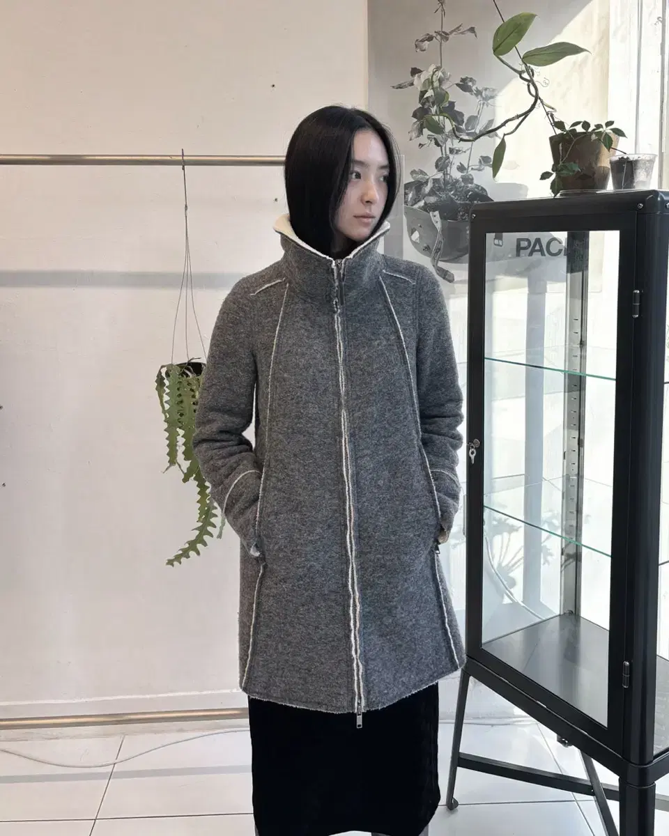 DIESEL line shearling coat  디젤 라인 무스탕 코트