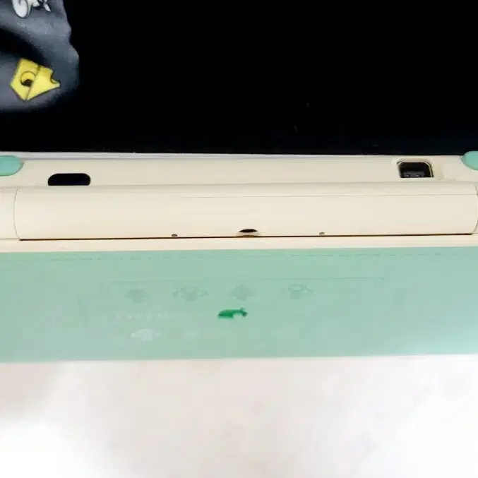 2DS XL 동물의숲 에디션(호주판) +정품충전기+보관케이스+포켓몬 Y