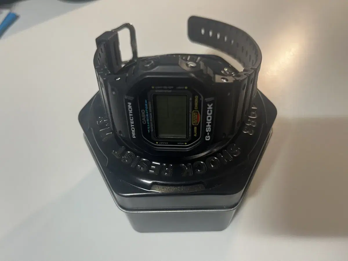 지샥 DW-5600E