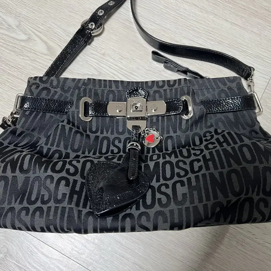 모스키노 MOSCHINO 빈티지 명품 가방