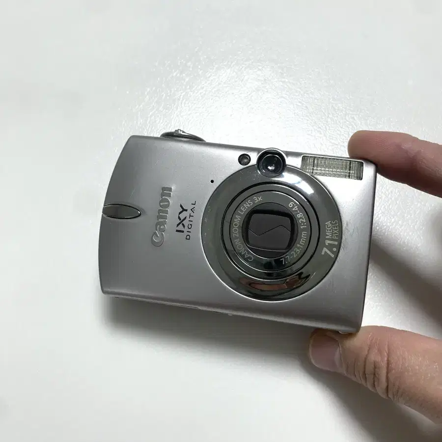 캐논 익서스 IXUS 750 디지털 카메라 (IXY 700)