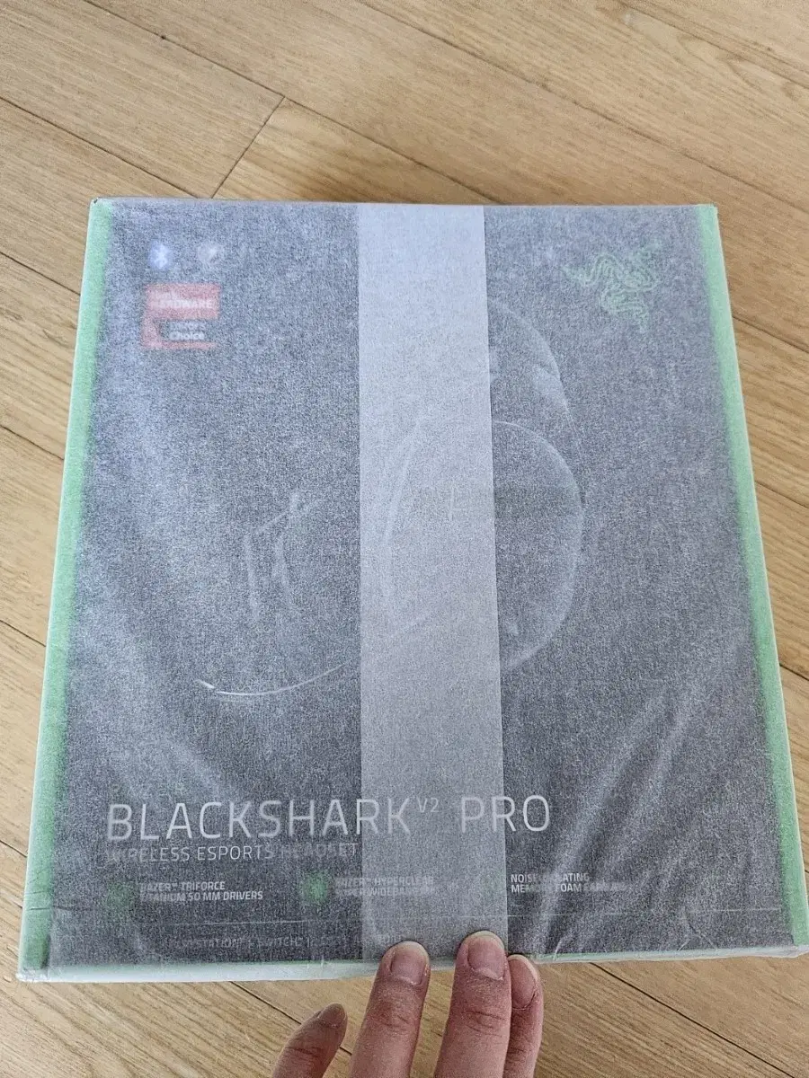 RAZER BLACKSHARK v2 PRO 2023 헤드셋 팝니다