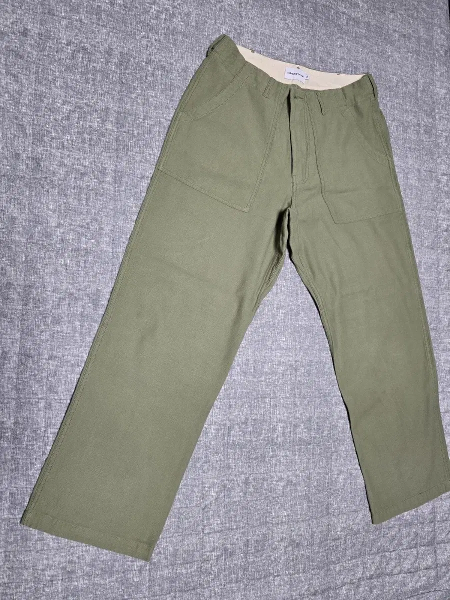 에스피오나지 Wide Baker Pants Sage Green