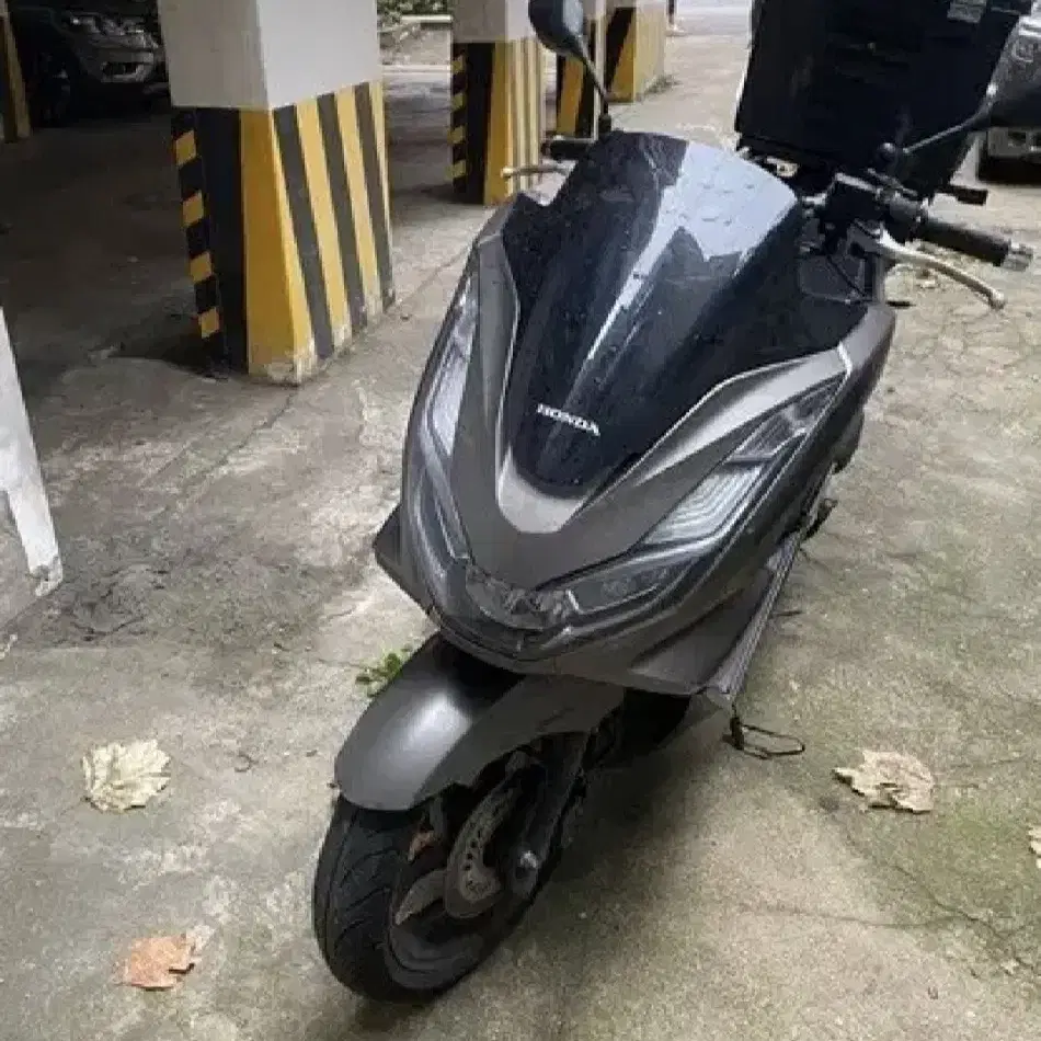 pcx125 24년식 써론 대차