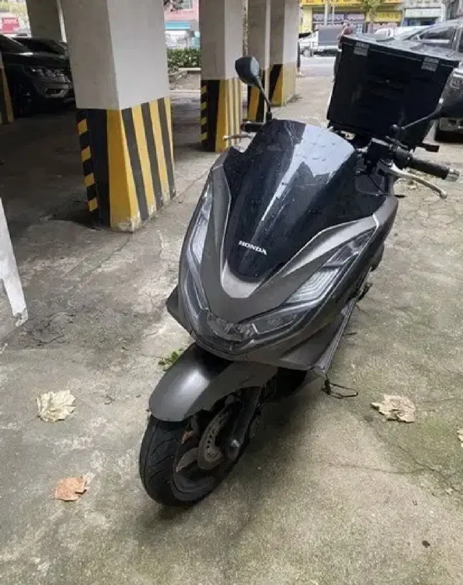 pcx125 24년식 써론 대차