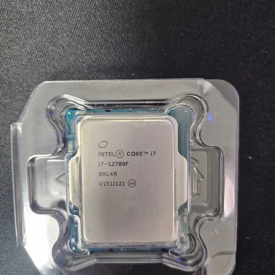 인텔 i7-12700F CPU