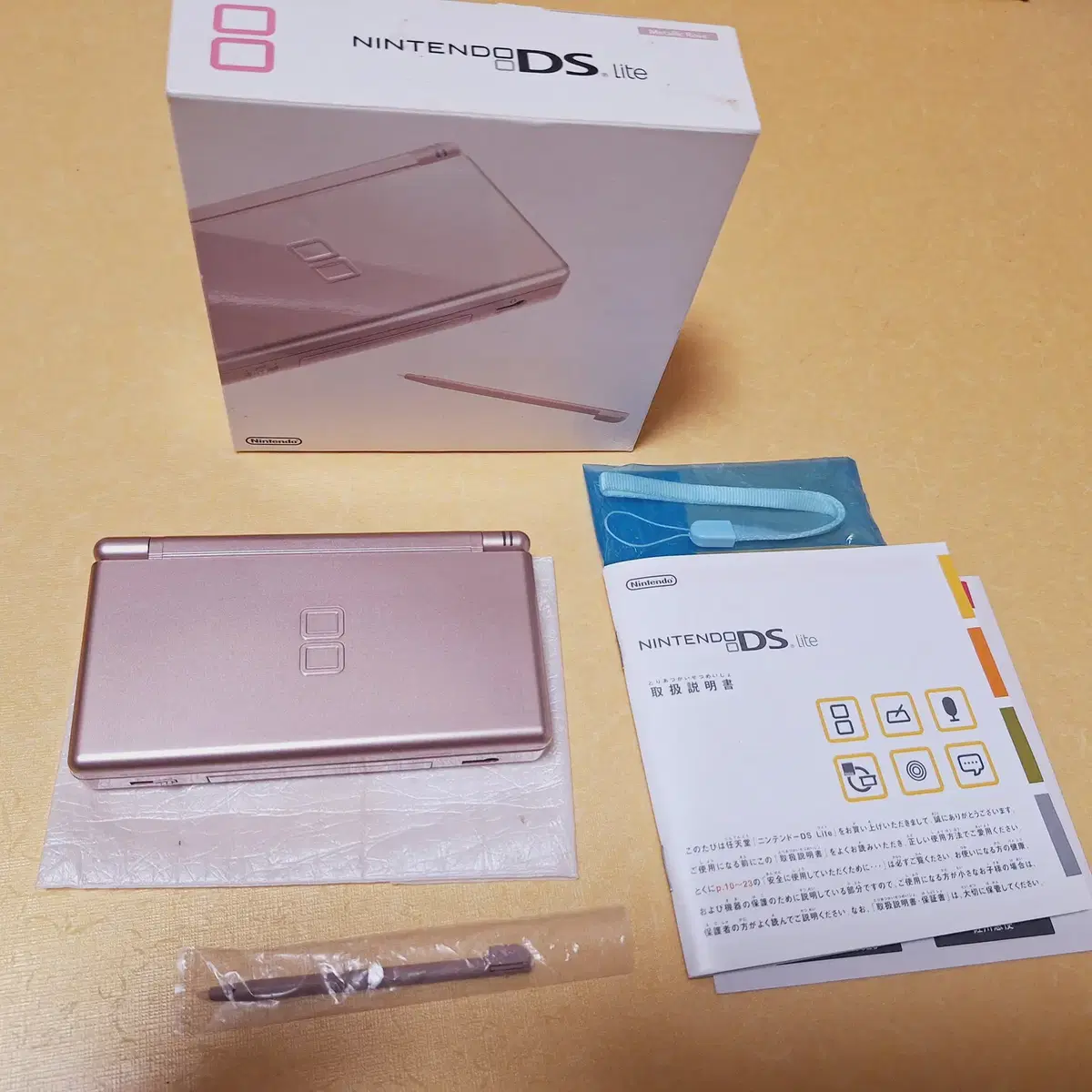 신품급 닌텐도 DS LITE 핑크로제 일본판박스셋 dslite dsi X