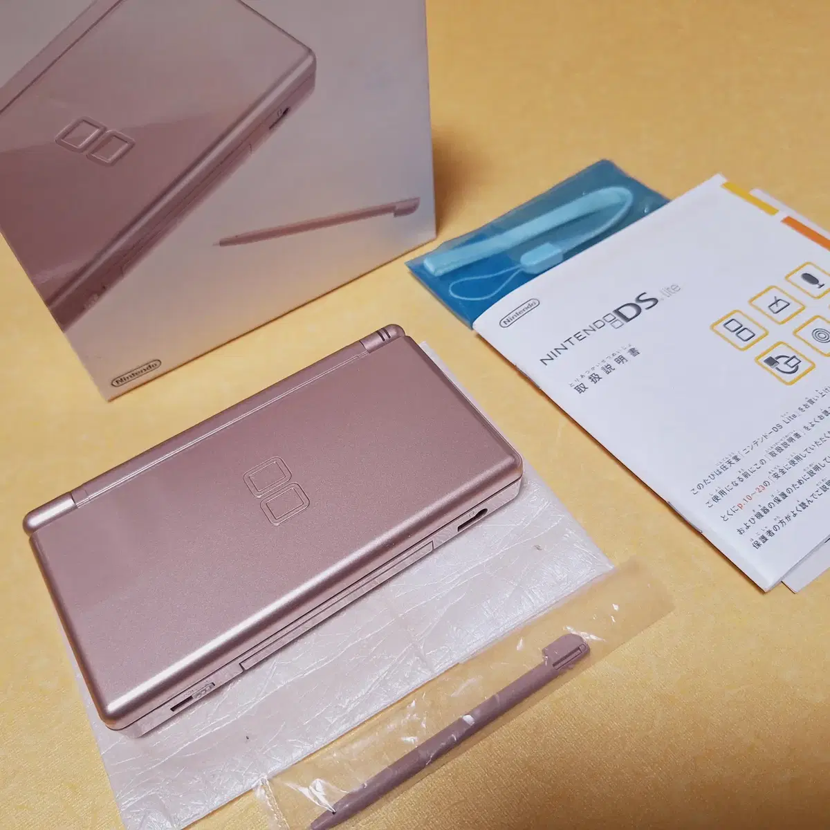 신품급 닌텐도 DS LITE 핑크로제 일본판박스셋 dslite dsi X