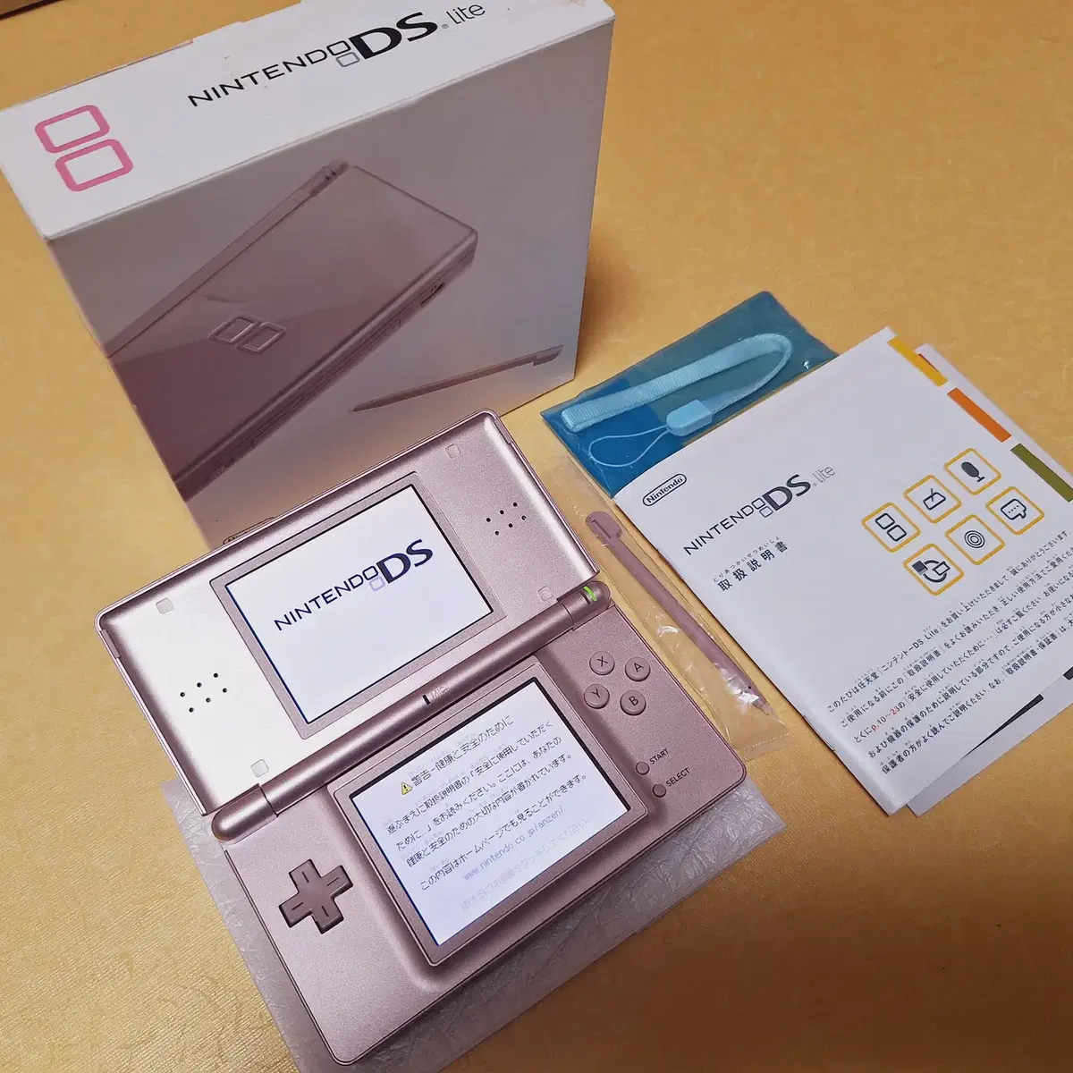 신품급 닌텐도 DS LITE 핑크로제 일본판박스셋 dslite dsi X